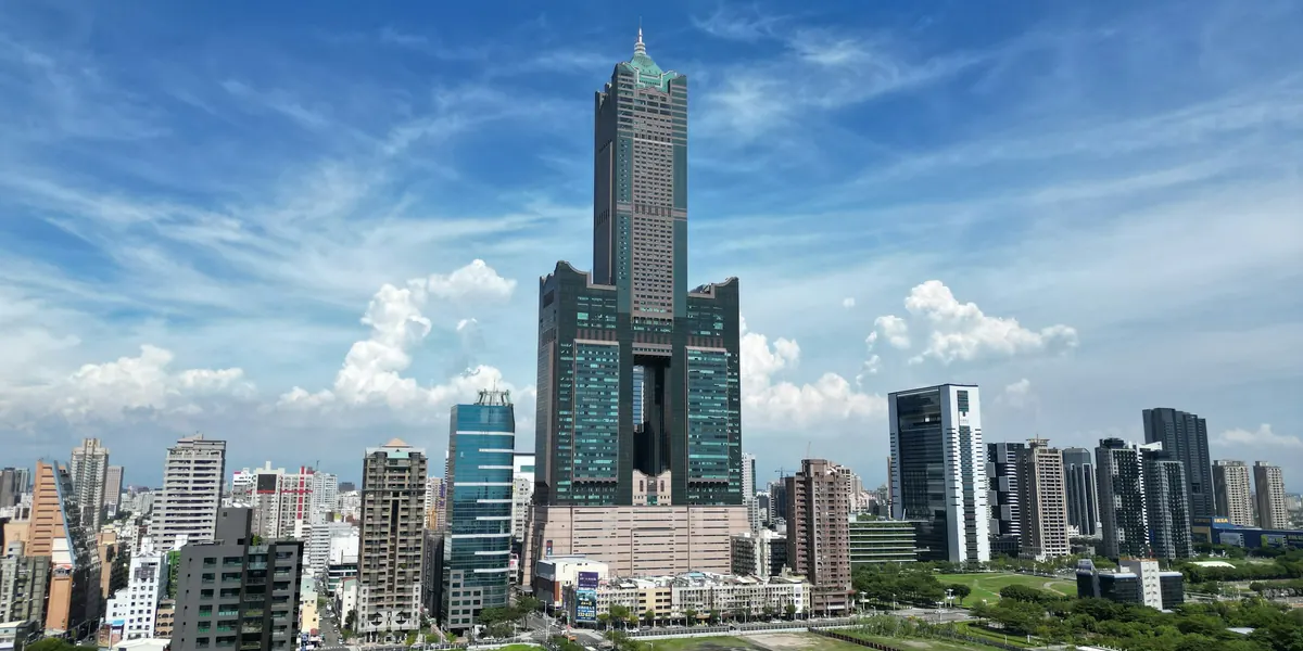 高雄市區與85大樓