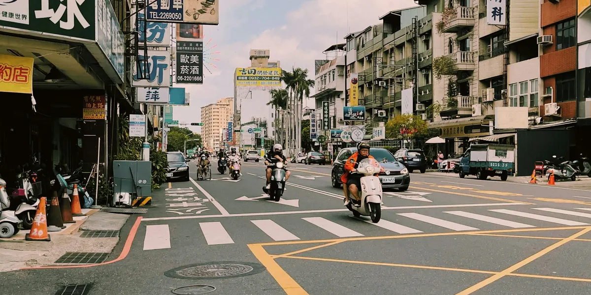 台南市東區街景